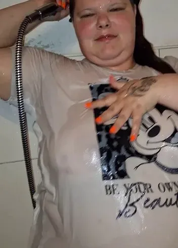 CurvyAngy — Amateur-Profil