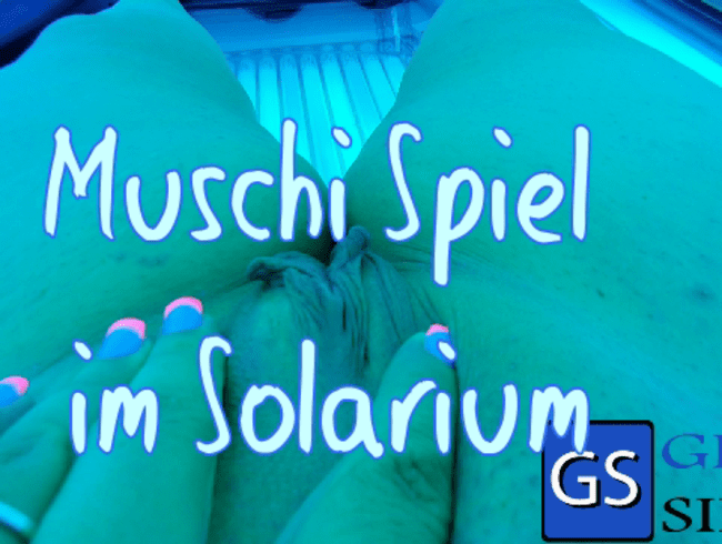 Heimlich im Solarium ERWICHT? (kein Ton)