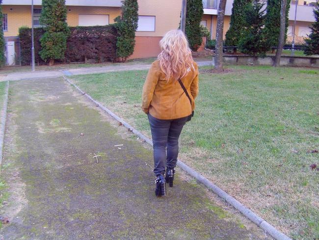 OUTDOOR...!!!   My first Clip  on 2015.)