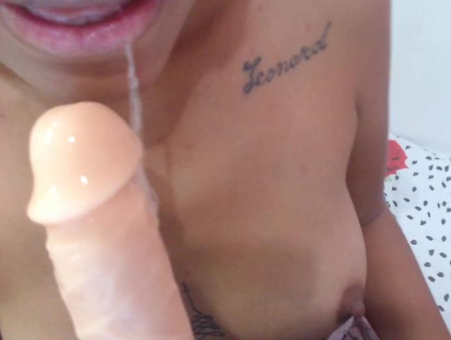 juego con my dildo in my mouth
