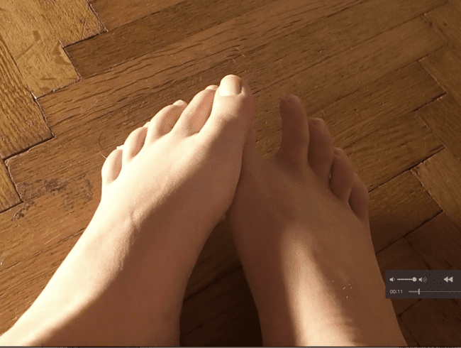 Fußerotik nackte Füße