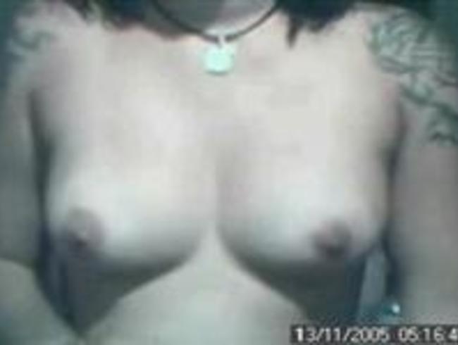 Brazil Girl get horny on webcam