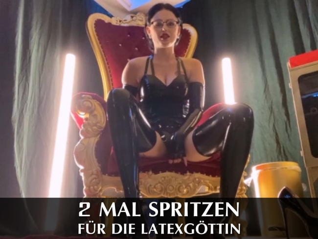 2 Mal spritzen für die Latexgöttin