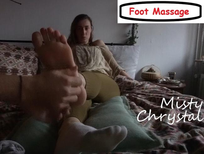 Misty - White Ankle Socks & Barefoot Massage